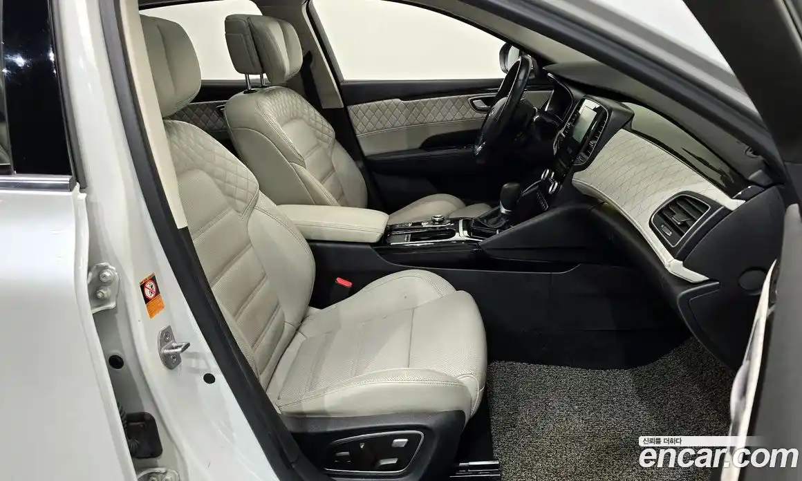 Renault SM6 2016 1.6 Автомат в Москве № 208733, фото 15