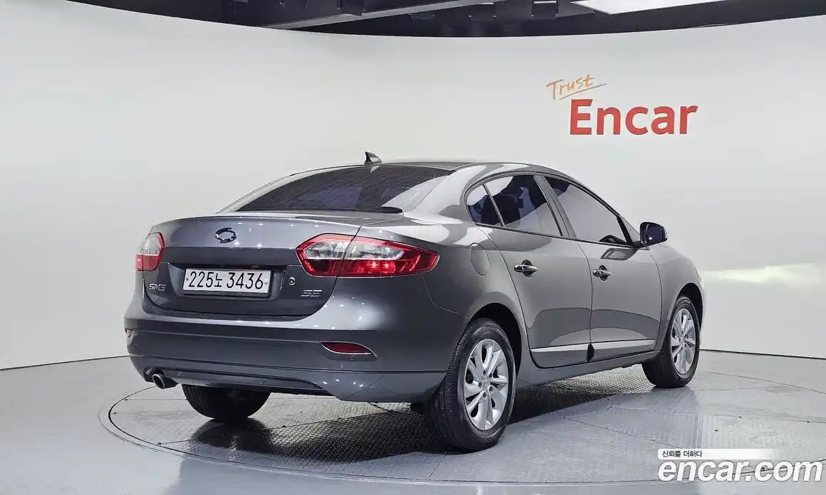 Renault SM3 2016 1.6 Автомат в Москве № 208971, фото 17