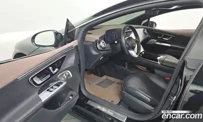 Mercedes-Benz EQE 2023 0.3 Автомат в Москве № 209255, миниатюра 12