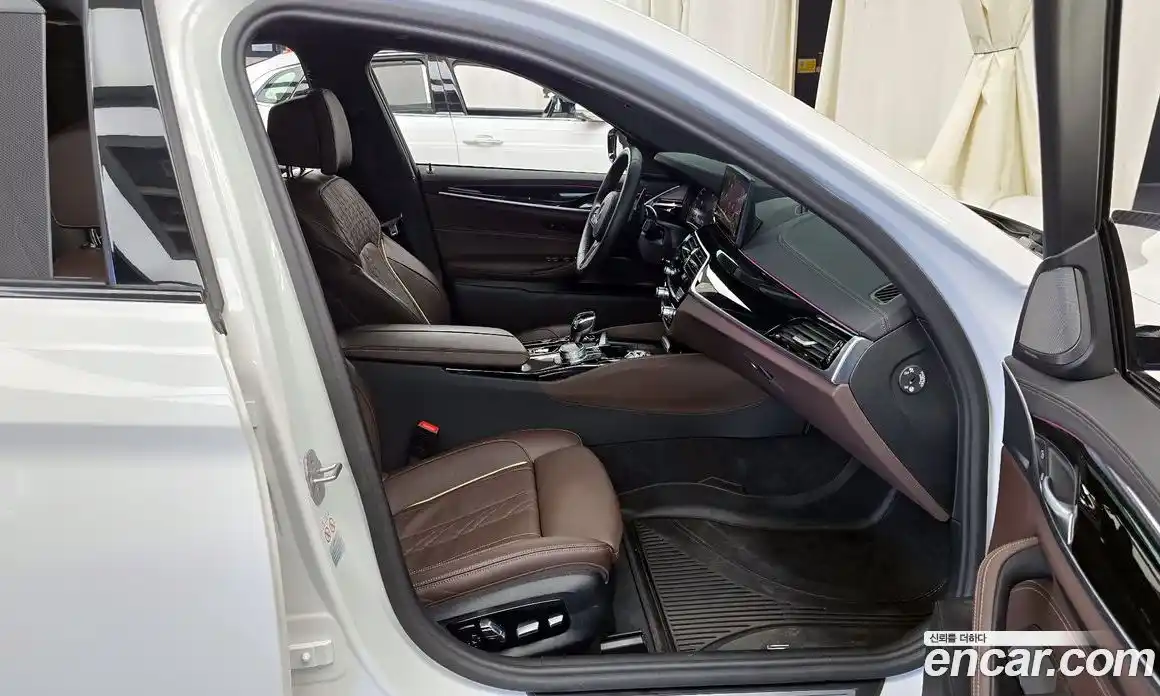 BMW 5-Series 2023 2.0 Автомат в Москве № 210750, фото 1