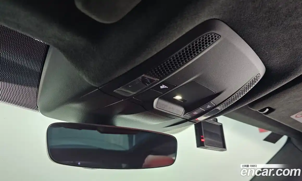 Porsche Taycan 2021 0.1 Автомат в Москве № 213090, фото 13