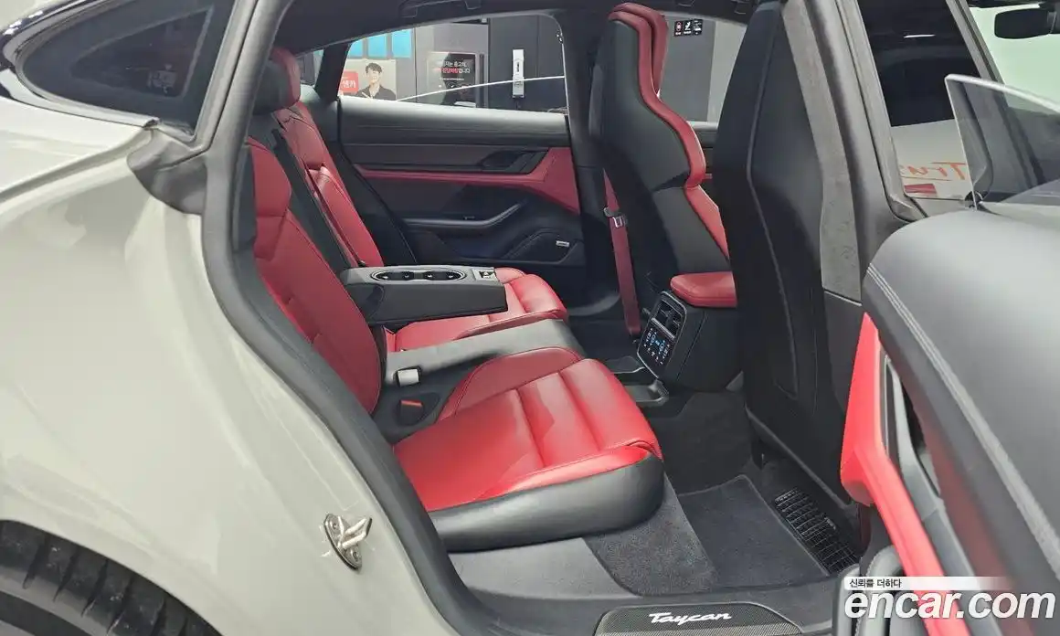 Porsche Taycan 2021 0.1 Автомат в Москве № 213090, фото 17