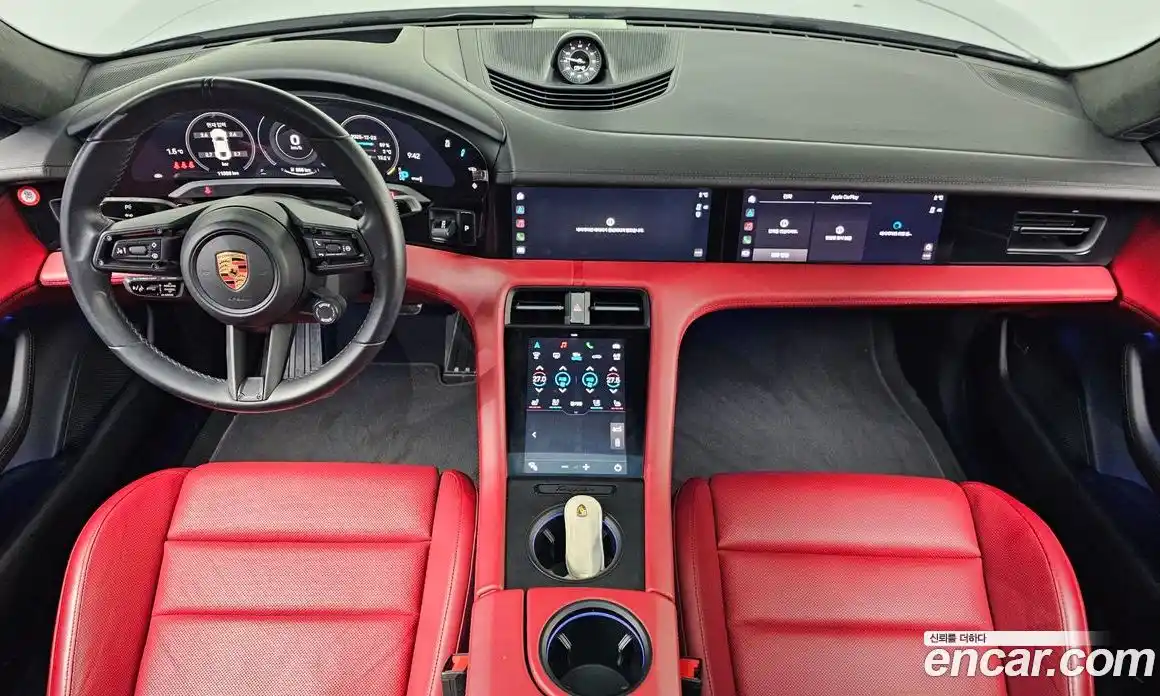 Porsche Taycan 2021 0.1 Автомат в Москве № 213090, фото 9