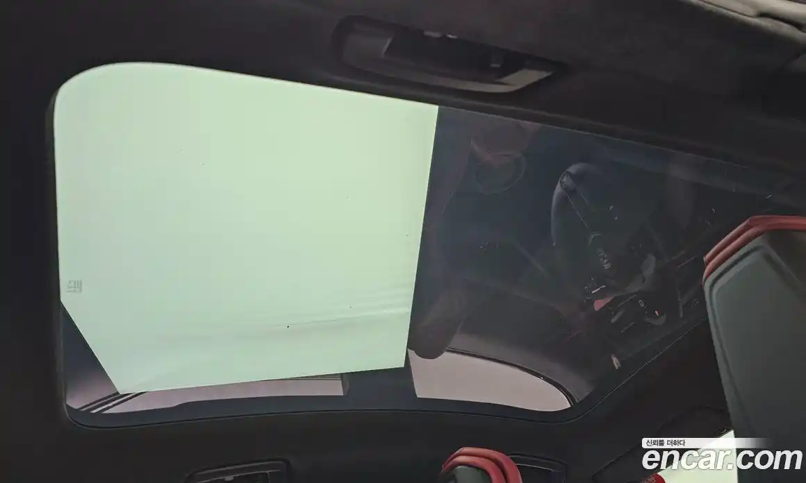 Porsche Taycan 2021 0.1 Автомат в Москве № 213090, фото 10