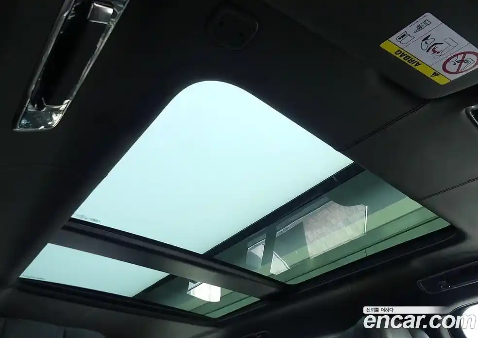 Land Rover Range-Rover 2023 4.4 Автомат в Москве № 213865, фото 16