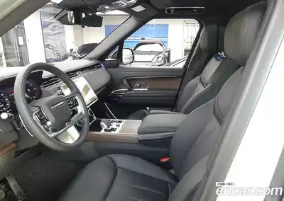 Land Rover Range-Rover 2023 4.4 Автомат в Москве № 213865, миниатюра 10