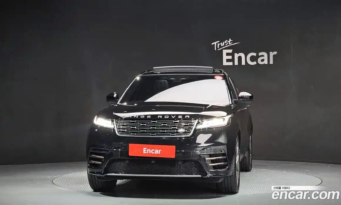 Land Rover Range-Rover Velar 2025 3.0 Автомат в Москве № 213873, фото 3