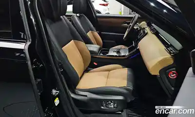 Land Rover Range-Rover Velar 2025 3.0 Автомат в Москве № 213873, миниатюра 10