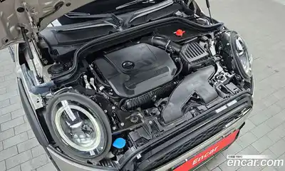 Mini Cooper 2023 2.0 Автомат в Москве № 214038, миниатюра 5