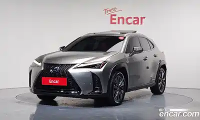 Lexus UX, 2022