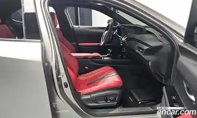 Lexus UX 2022 2.0 Автомат в Москве № 214614, миниатюра 11