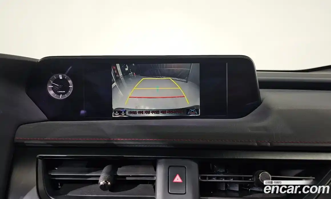 Lexus UX 2022 2.0 Автомат в Москве № 214614, фото 17