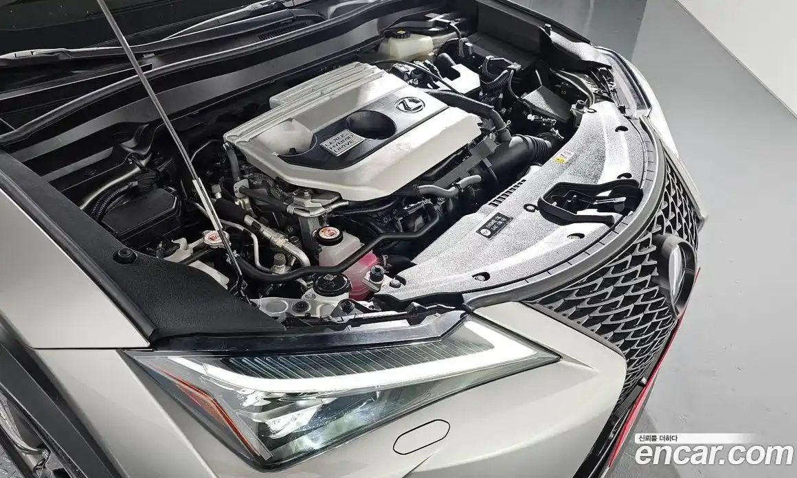 Lexus UX 2022 2.0 Автомат в Москве № 214614, фото 19