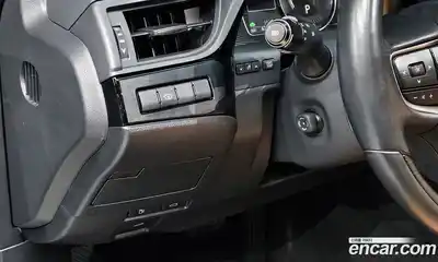 Lexus ES 2022 2.5 Автомат в Москве № 214628, миниатюра 12