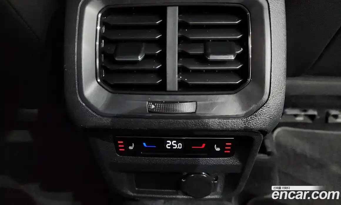 Volkswagen Tiguan 2022 2.0 Автомат в Москве № 215006, фото 10