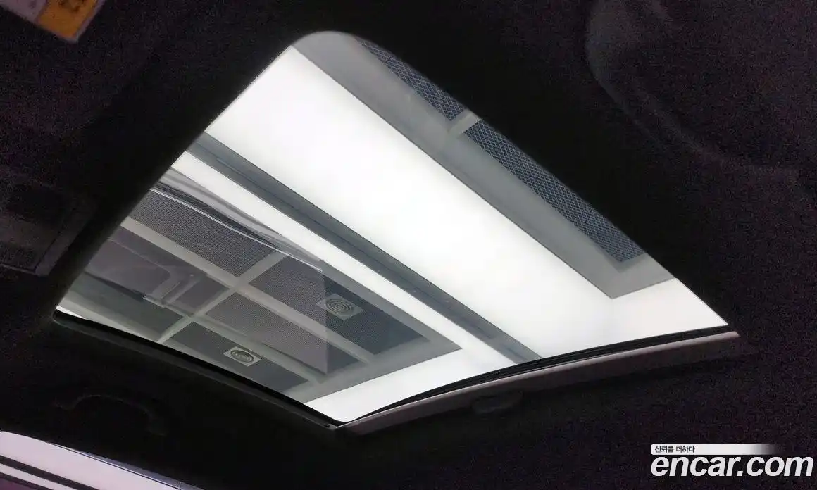 Volkswagen Beatle 2013 2.0 Автомат в Москве № 215216, фото 14