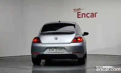 Volkswagen Beatle 2013 2.0 Автомат в Москве № 215216, миниатюра 5
