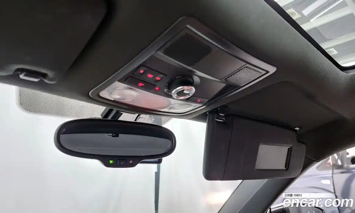 Volkswagen Beatle 2013 2.0 Автомат в Москве № 215216, фото 6