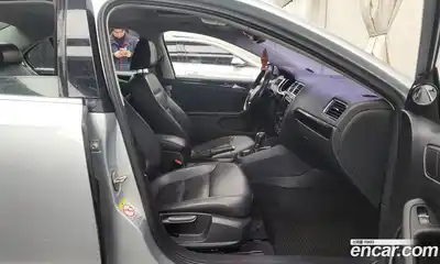 Volkswagen Jetta 2015 2.0 Автомат в Москве № 215315, миниатюра 11