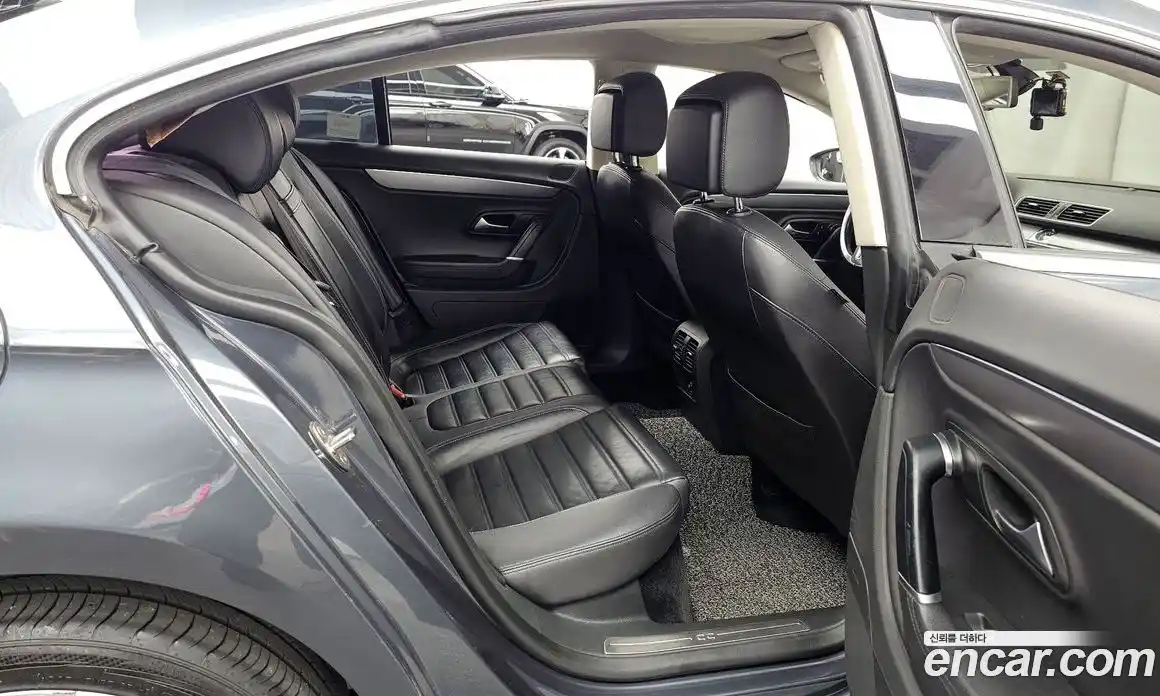 Volkswagen CC 2015 2.0 Автомат в Москве № 215319, фото 4