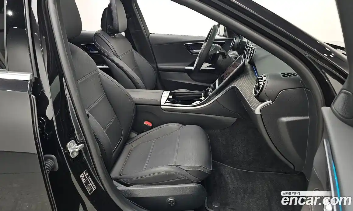 Mercedes-Benz C-Class 2024 2.0 Автомат в Москве № 218339, фото 13