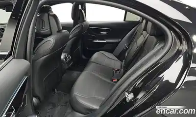 Mercedes-Benz C-Class 2024 2.0 Автомат в Москве № 218339, миниатюра 9