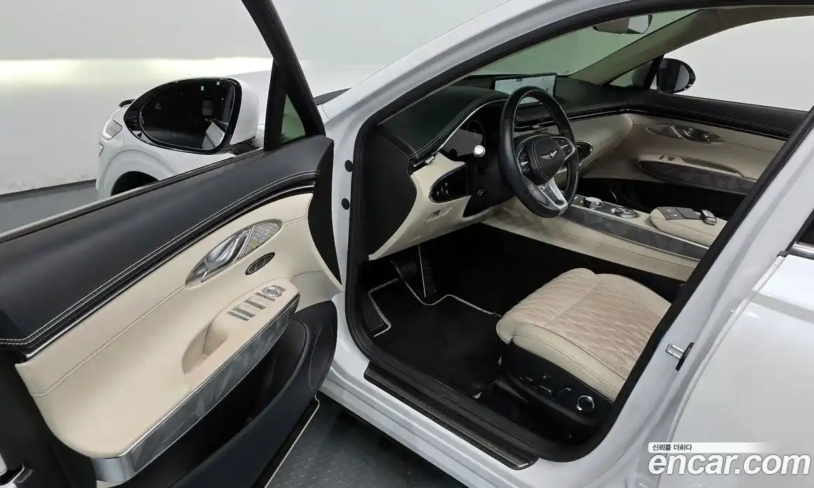 Genesis GV70 2023 2.5 Автомат в Москве № 22013, фото 5