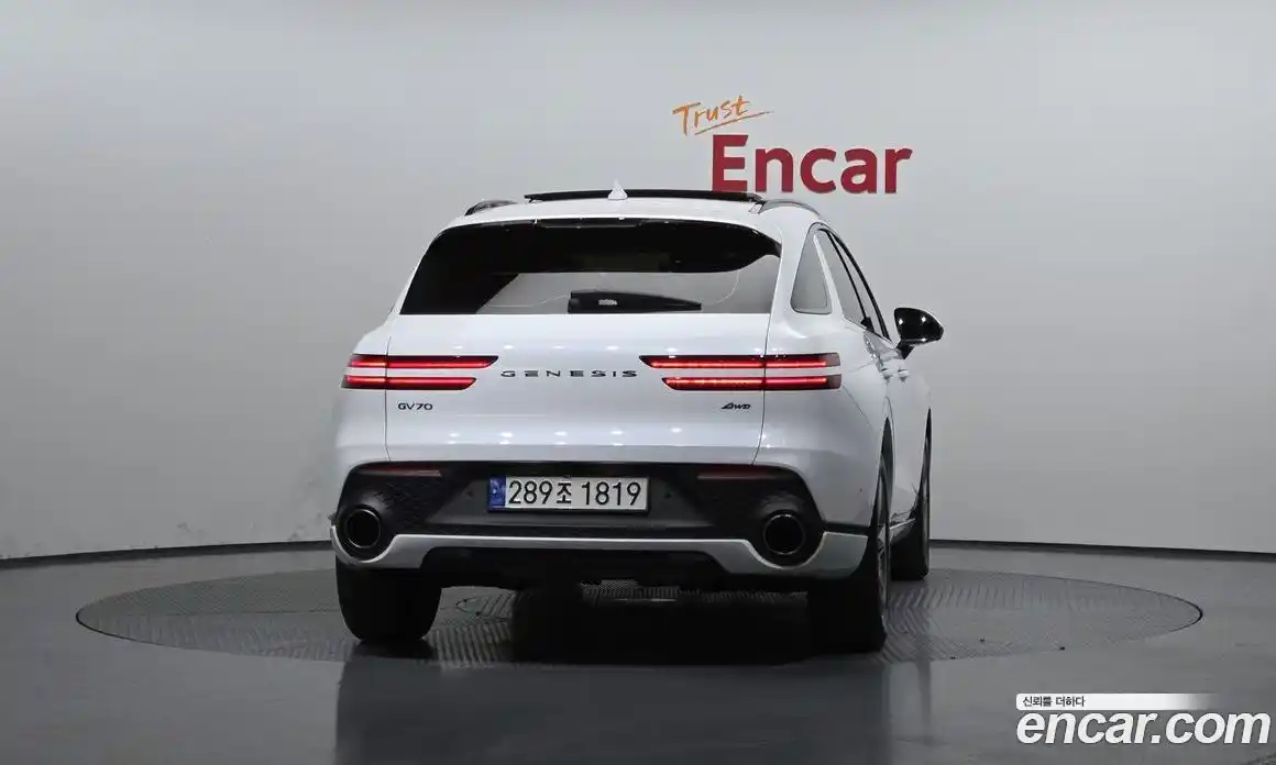 Genesis GV70 2023 2.5 Автомат в Москве № 22013, фото 7