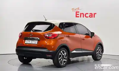 Renault QM3 2015 1.5 Автомат в Москве № 224066, миниатюра 11