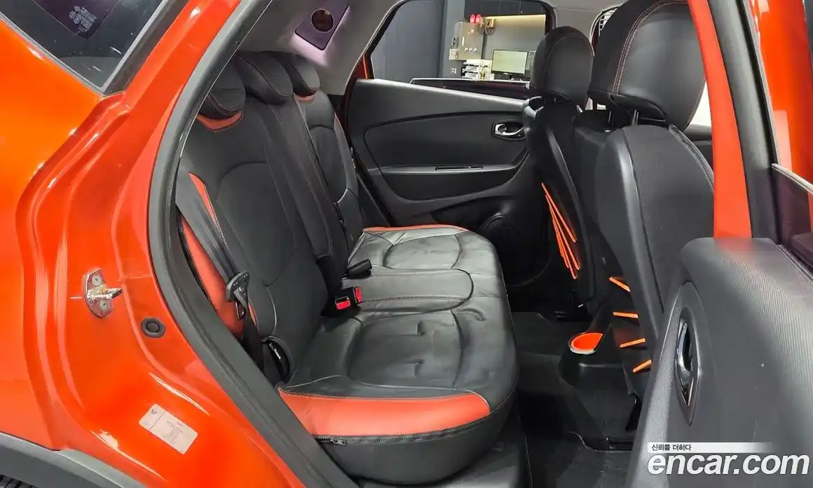 Renault QM3 2015 1.5 Автомат в Москве № 224066, фото 14