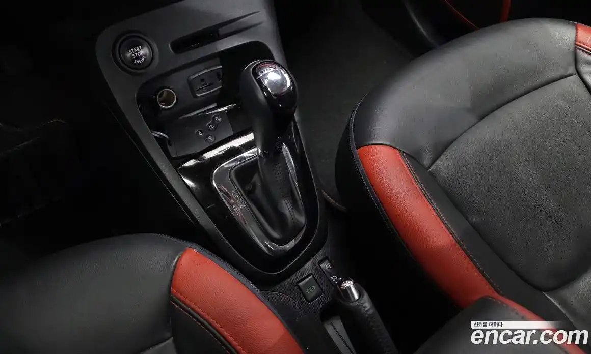 Renault QM3 2015 1.5 Автомат в Москве № 224066, фото 5