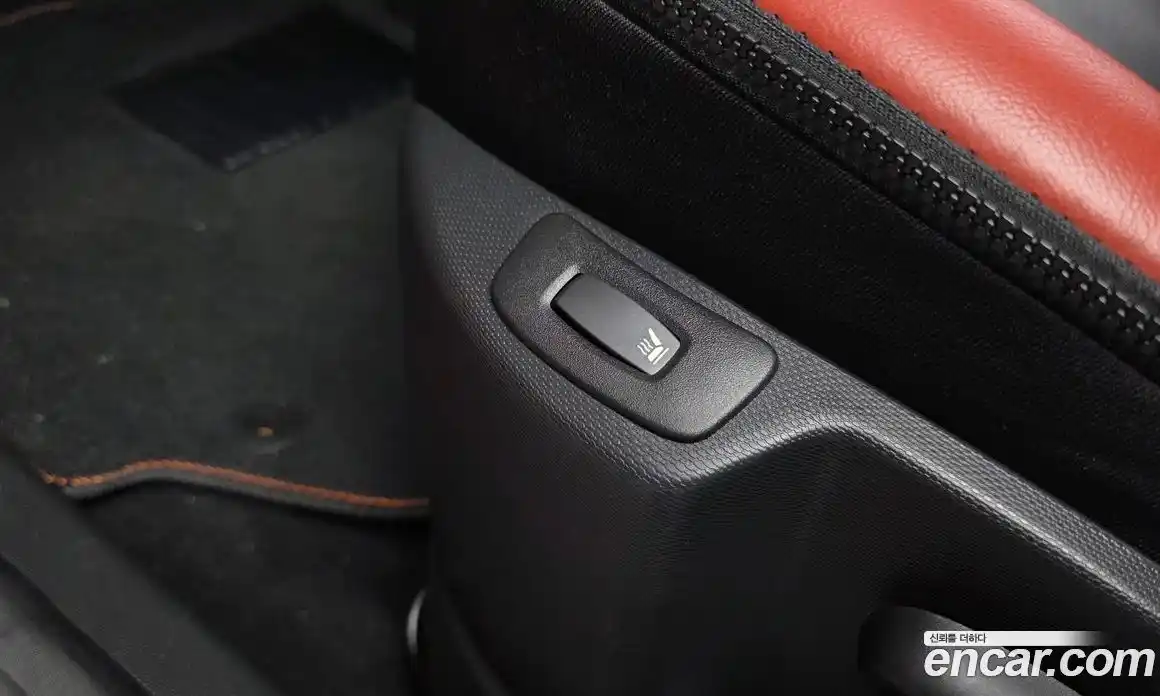 Renault QM3 2015 1.5 Автомат в Москве № 224066, фото 10