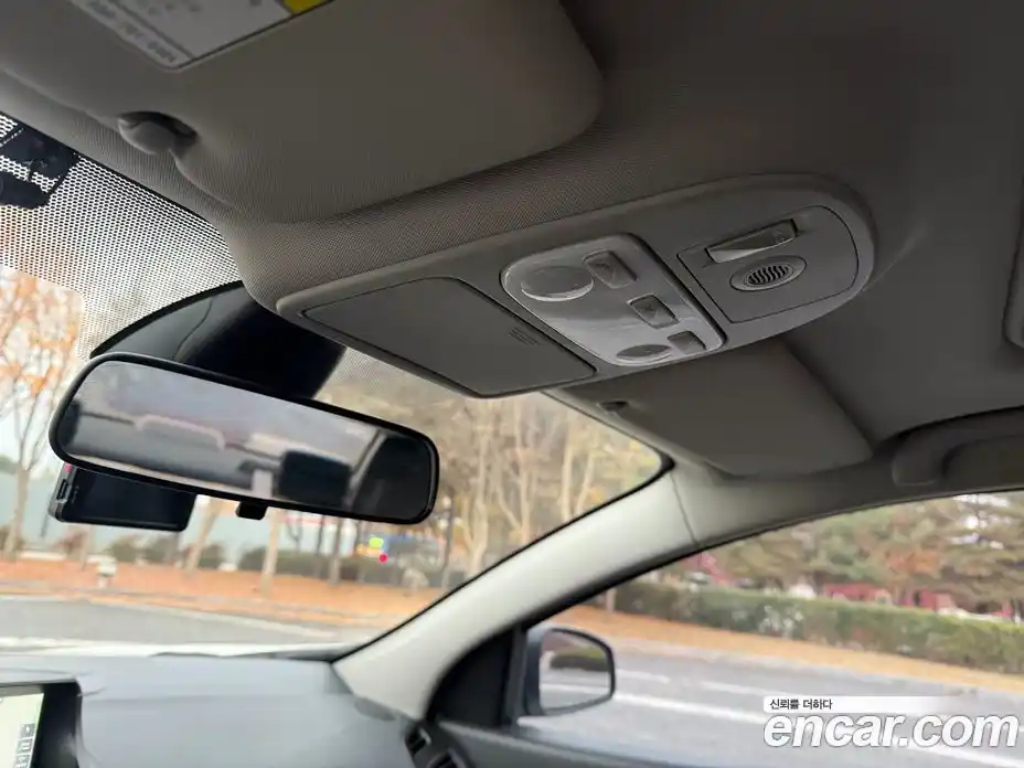 Renault SM3 2015 1.6 Автомат в Москве № 227409, фото 15