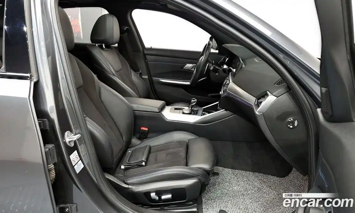 BMW 3-Series 2022 2.0 Автомат в Москве № 229321, фото 16