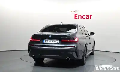 BMW 3-Series 2022 2.0 Автомат в Москве № 229321, миниатюра 4