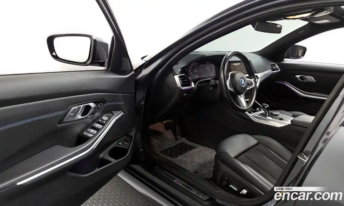 BMW 3-Series 2022 2.0 Автомат в Москве № 229321, фото 5