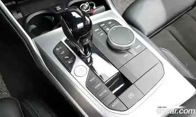 BMW 3-Series 2022 2.0 Автомат в Москве № 229321, миниатюра 9