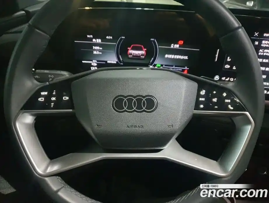Audi Q6 e-tron 2025 0.2 Автомат в Москве № 230276, фото 13