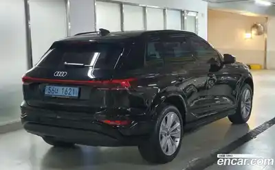 Audi Q6 e-tron 2025 0.2 Автомат в Москве № 230276, миниатюра 2