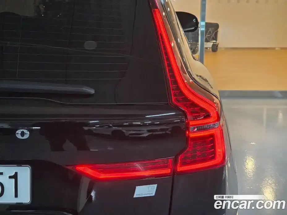 Volvo XC60 2024 2.0 Автомат в Москве № 230789, фото 19