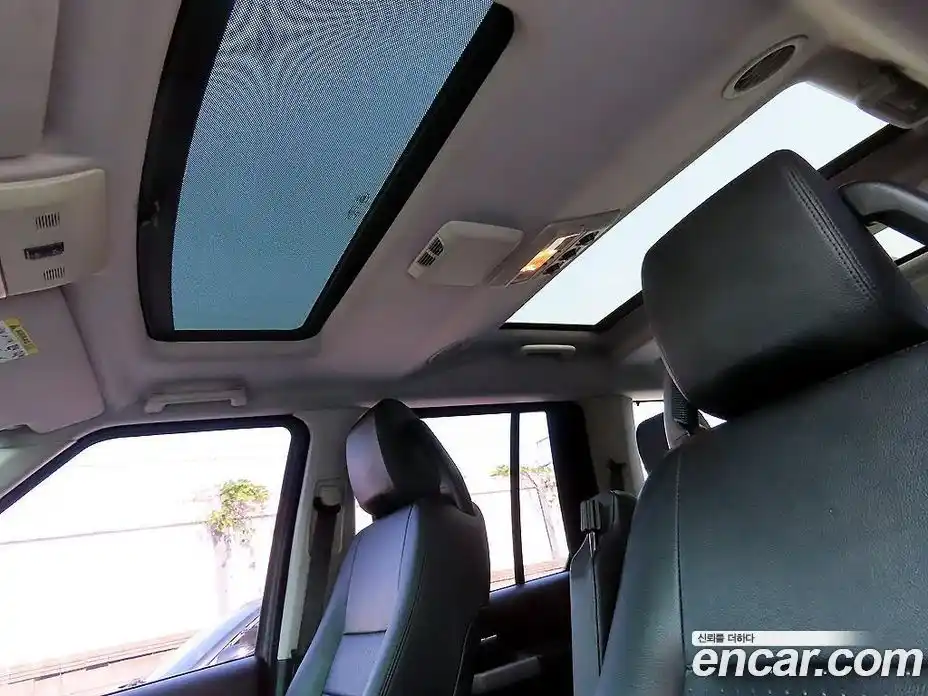 Land Rover Discovery 2008 2.7 Автомат в Москве № 231356, фото 16