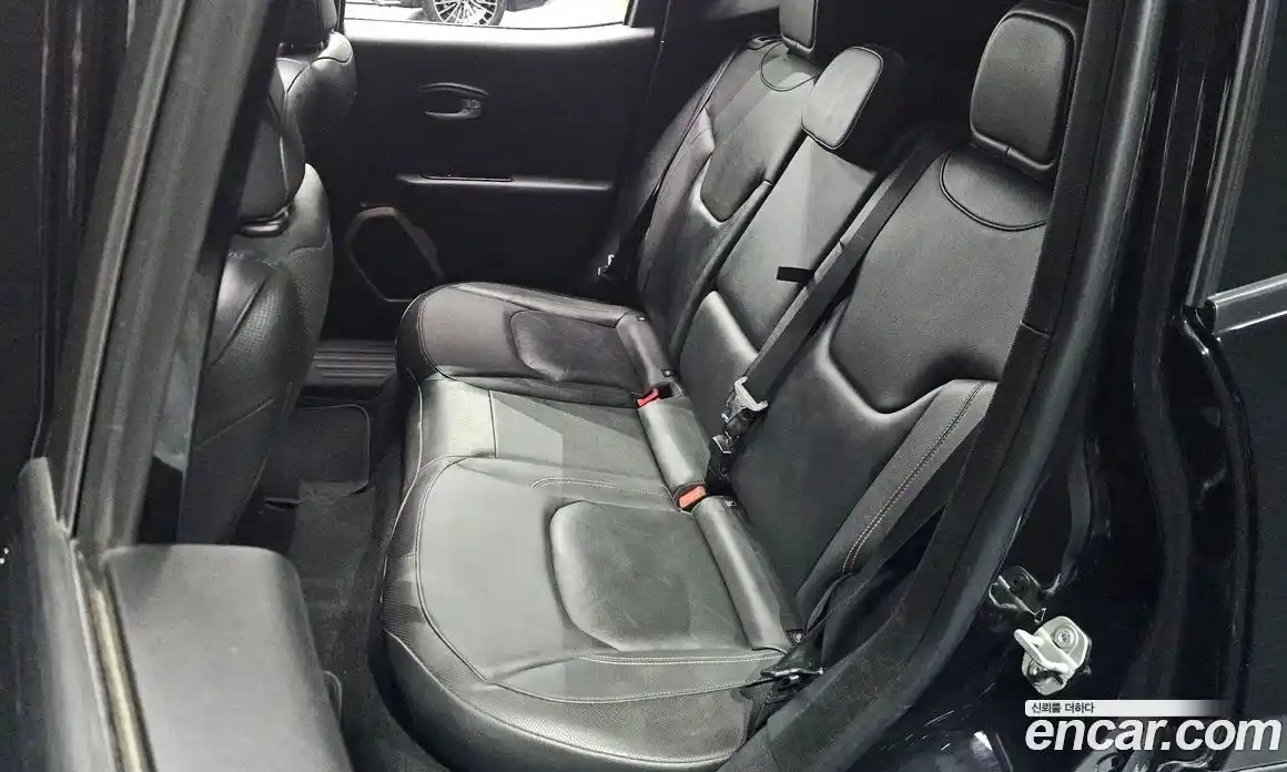 Jeep Renegade 2017 2.0 Автомат в Москве № 232694, фото 16