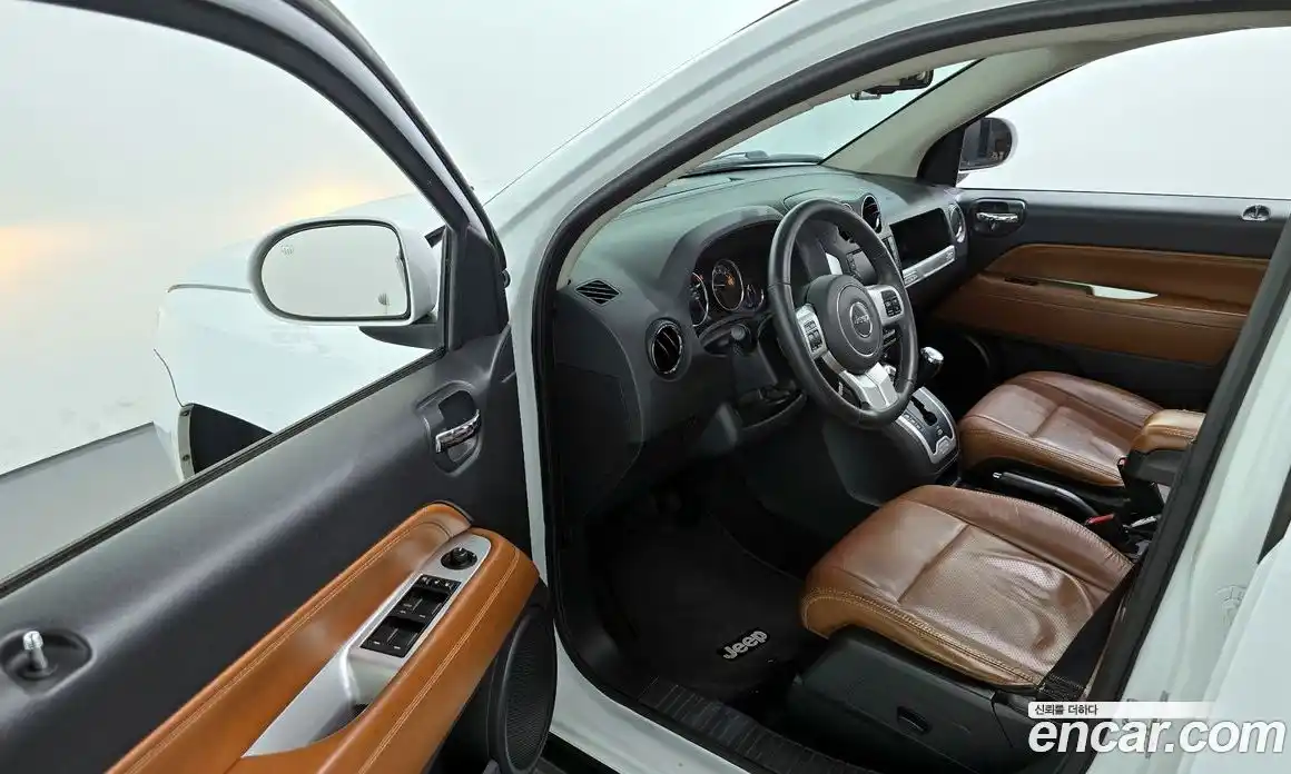 Jeep Compass 2014 2.4 Автомат в Москве № 232723, фото 3