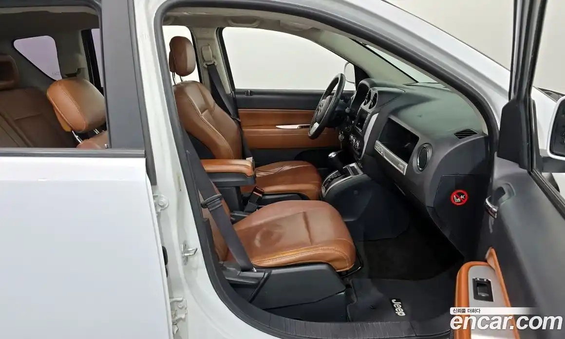 Jeep Compass 2014 2.4 Автомат в Москве № 232723, фото 4