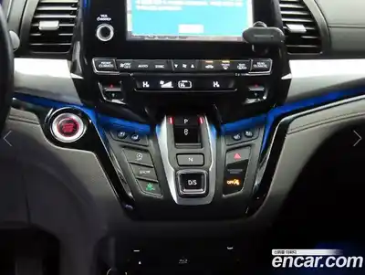 Honda Odyssey 2019 3.5 Автомат в Москве № 232999, миниатюра 12