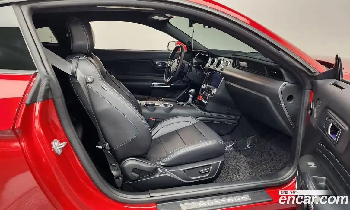 Ford Mustang 2022 2.3 Автомат в Москве № 233218, фото 13