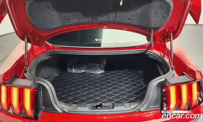 Ford Mustang 2022 2.3 Автомат в Москве № 233218, миниатюра 6