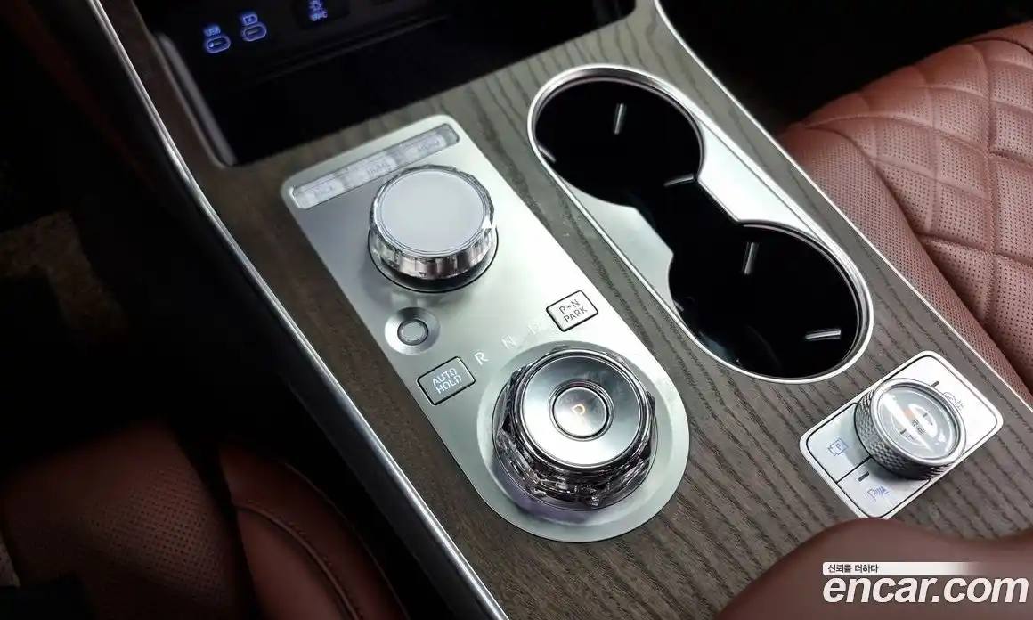 Genesis GV80 2024 2.5 Автомат в Москве № 23386, фото 17