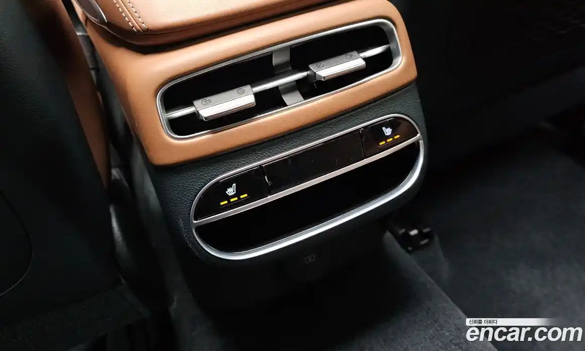 Genesis GV70 2022 2.2 Автомат в Москве № 23675, фото 17