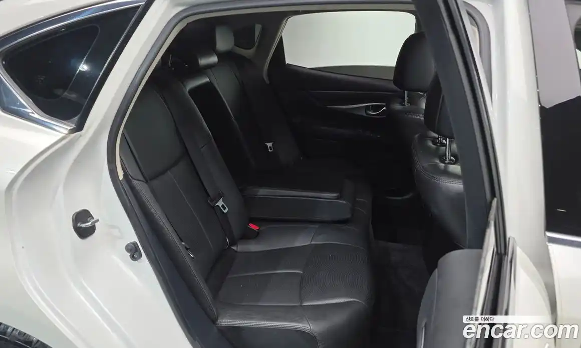 Infiniti Q70 2017 3.7 Автомат в Москве № 249635, фото 14